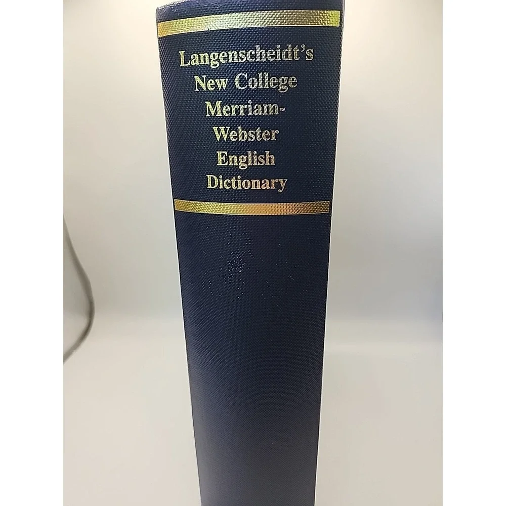 Langenscheidt's New College Merriam-Webster English Dictionary